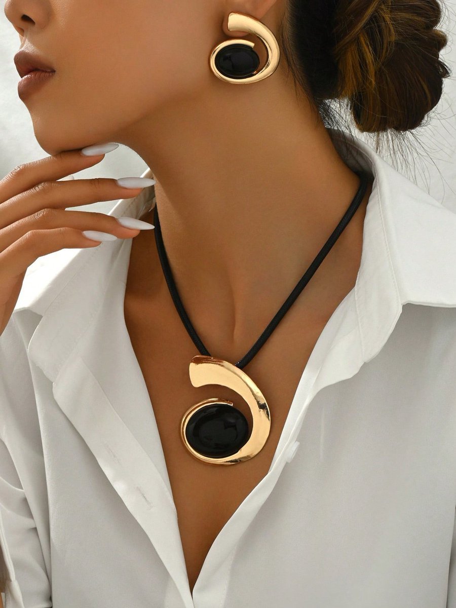 14K Gold Plated Black Onyx Swirl Choker Necklace And Earrings Set